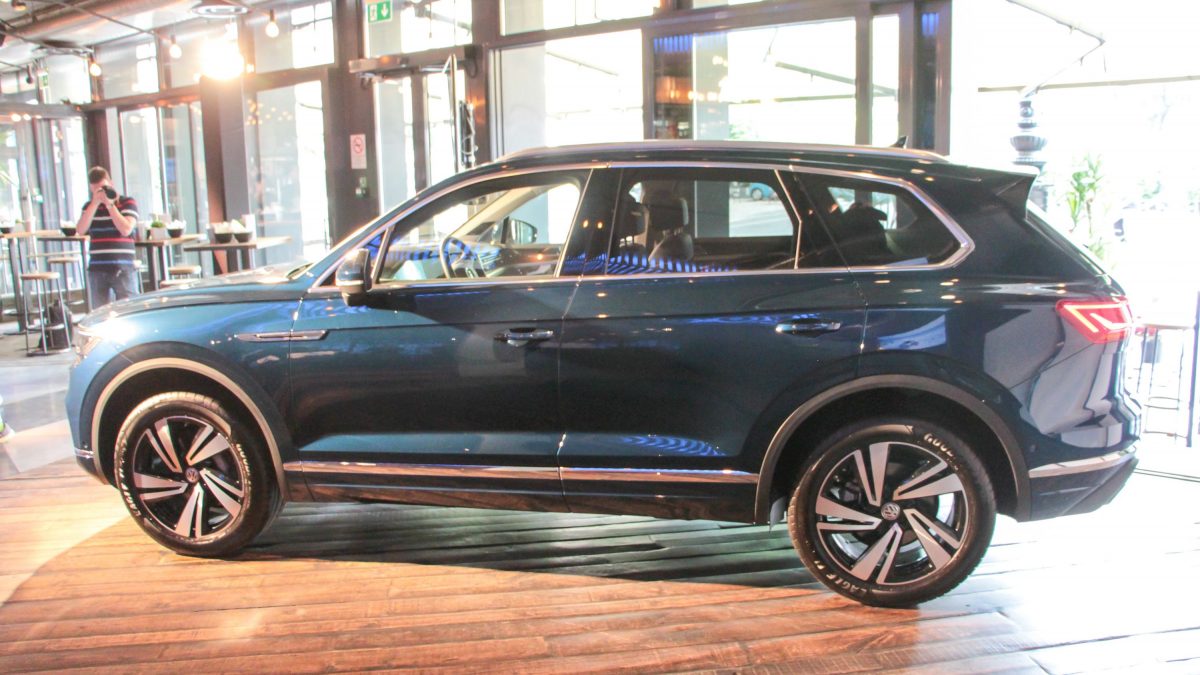 VOLKSWAGEN TOUAREG