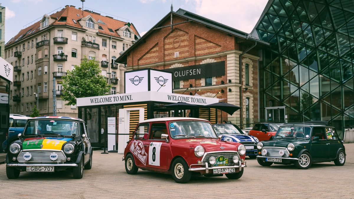 MINI