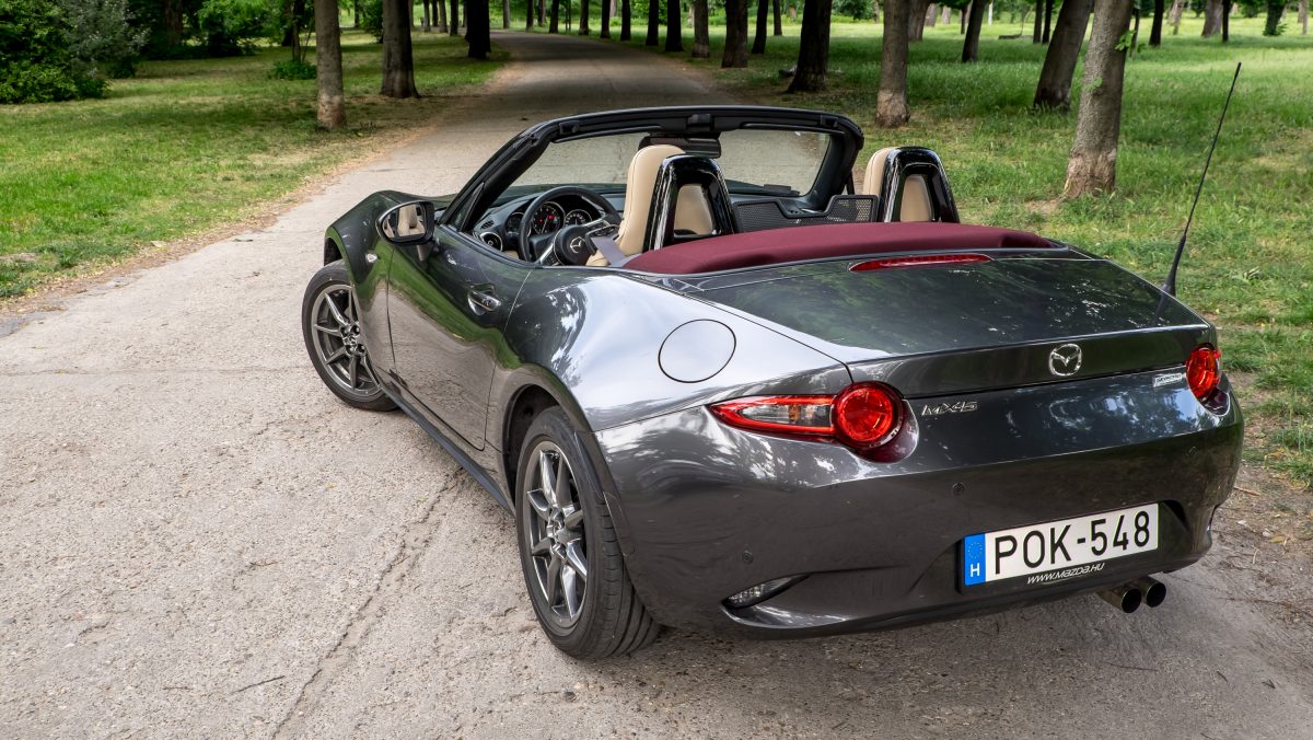 MAZDA MX-5