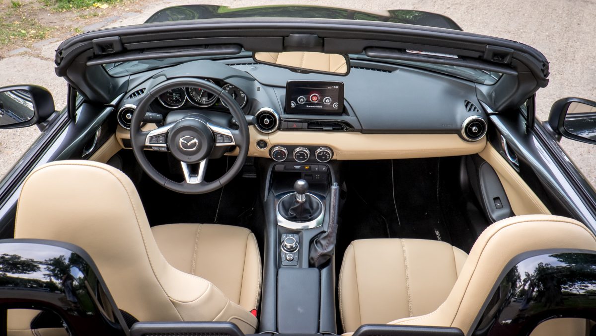 MAZDA MX-5
