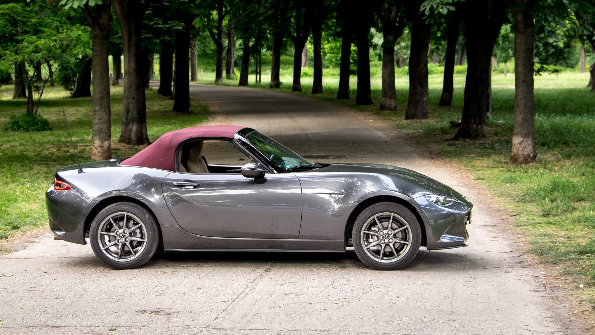 MAZDA MX-5