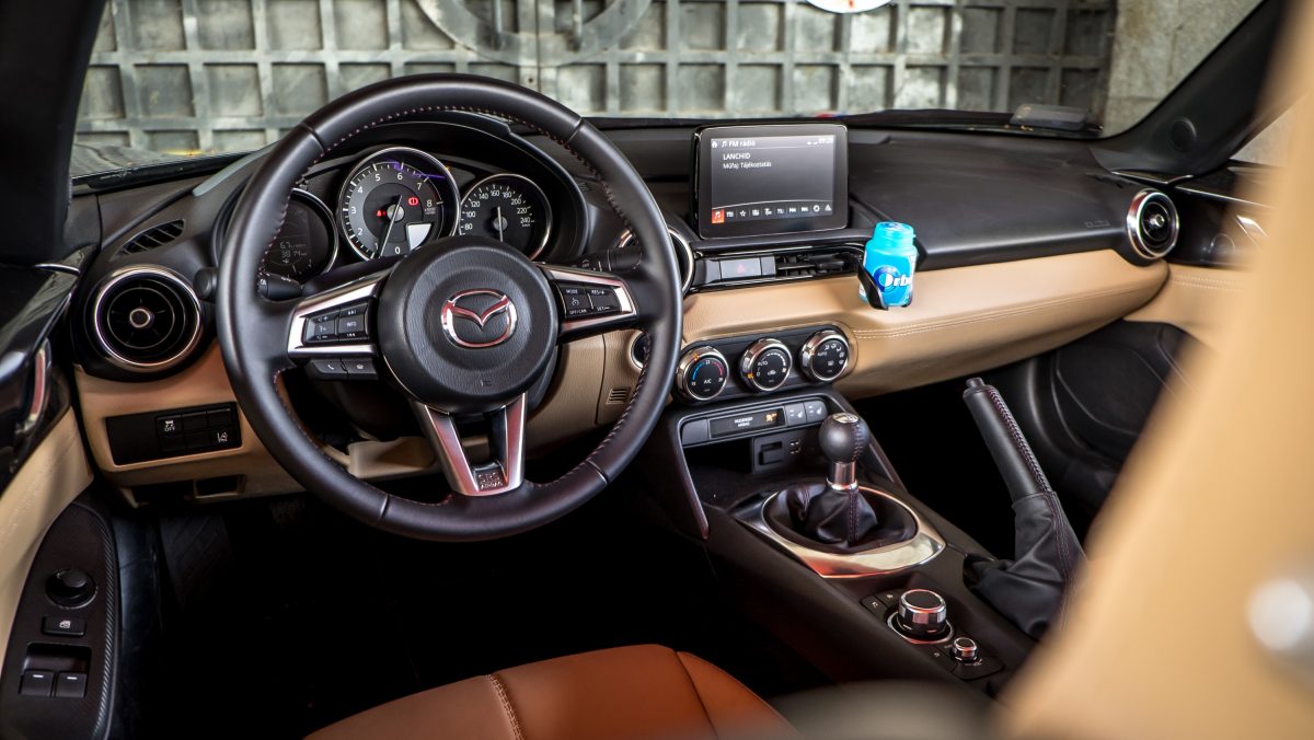 MAZDA MX-5