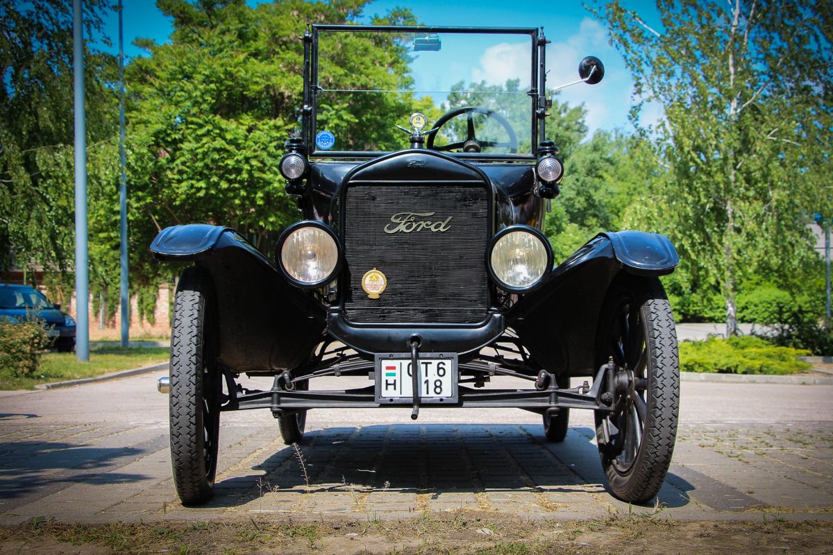 FORD