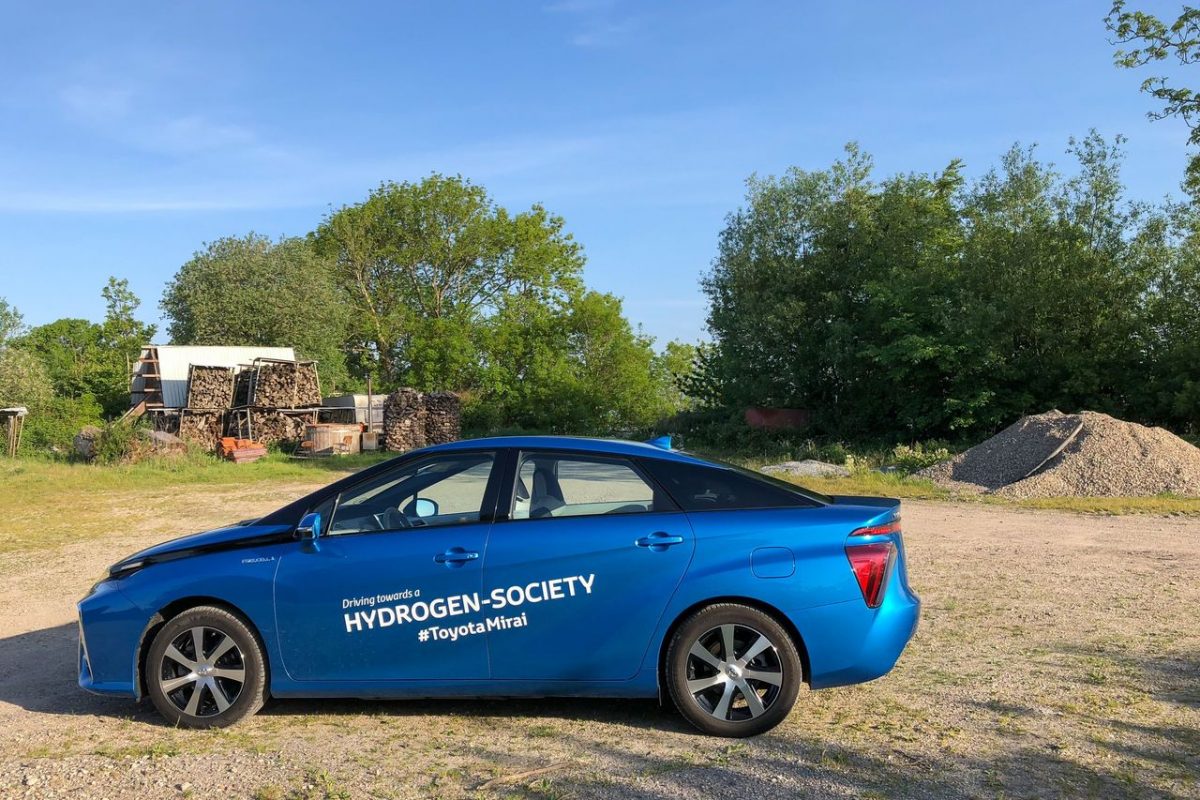 TOYOTA