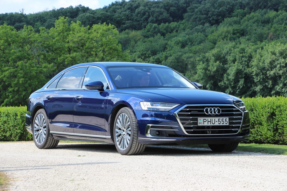 AUDI