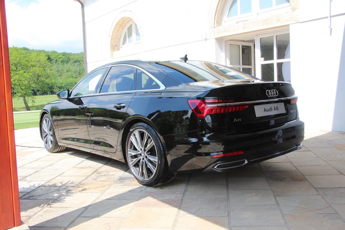 AUDI