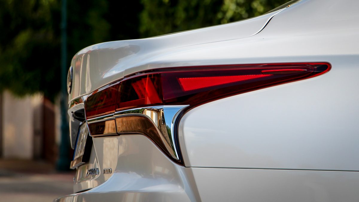 LEXUS LS