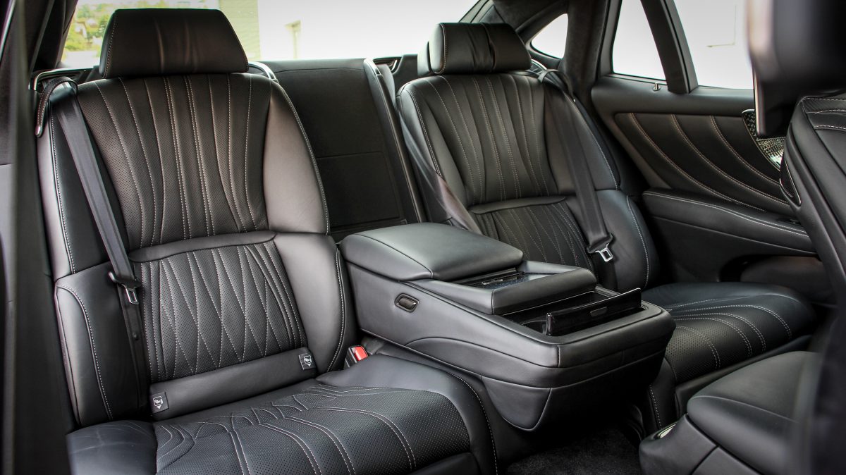 LEXUS LS