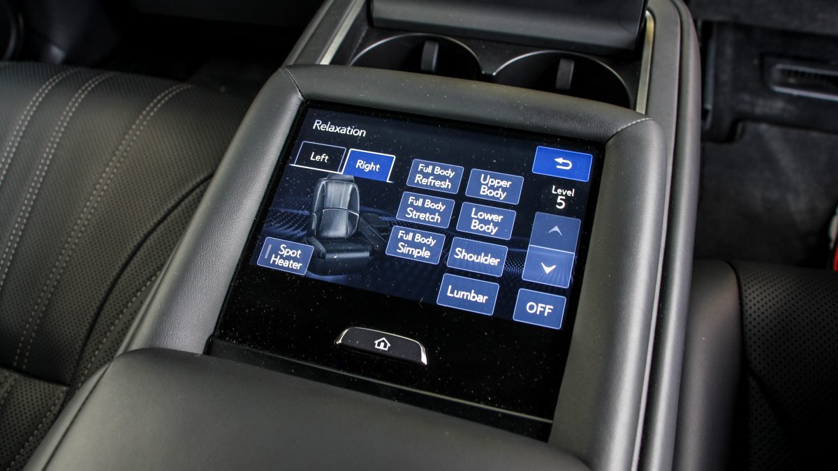 LEXUS LS