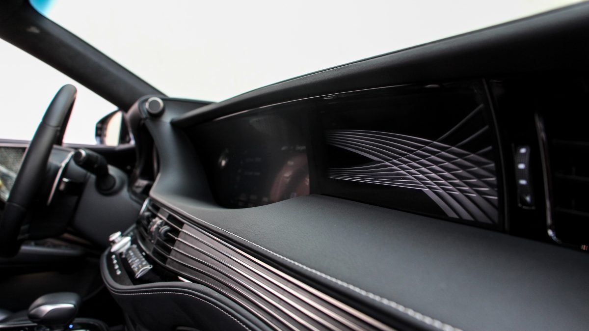 LEXUS LS