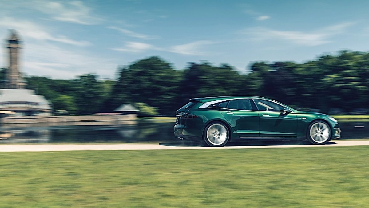 TESLA MODEL S