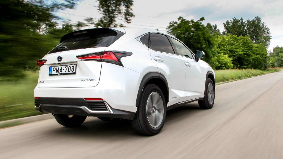 LEXUS NX