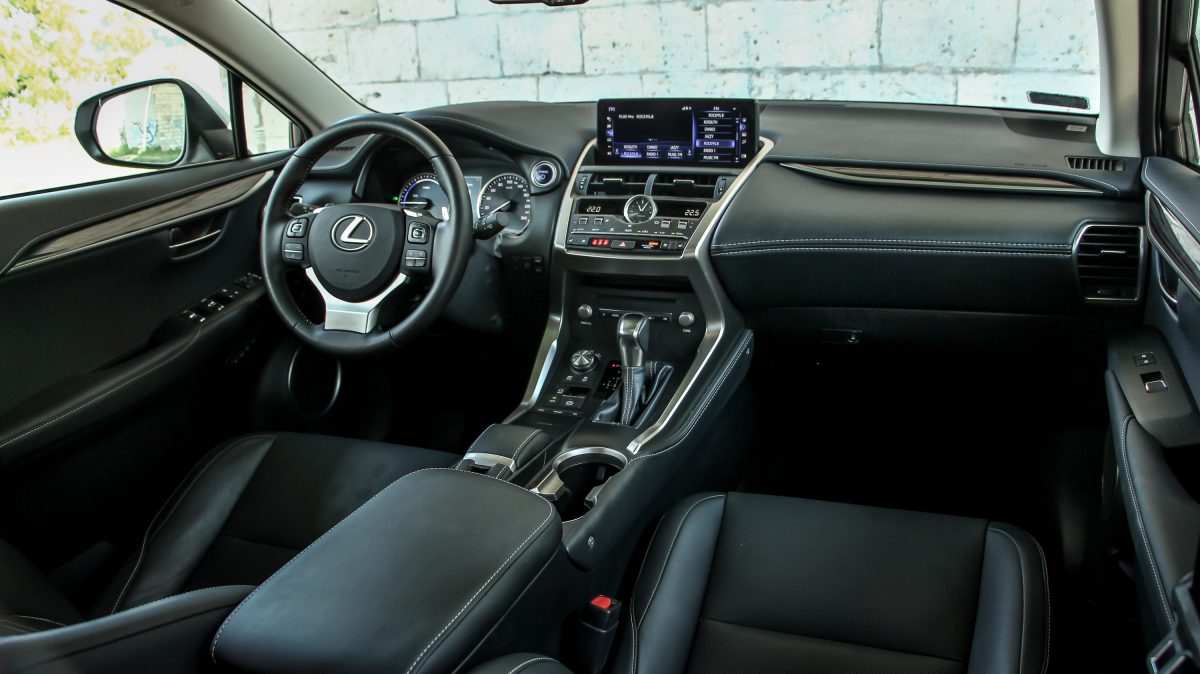 LEXUS NX