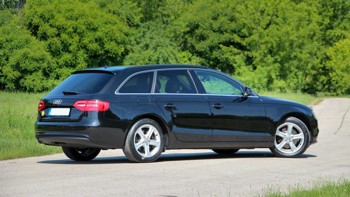AUDI A4