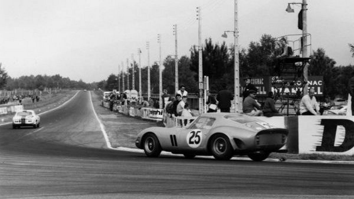 FERRARI 250