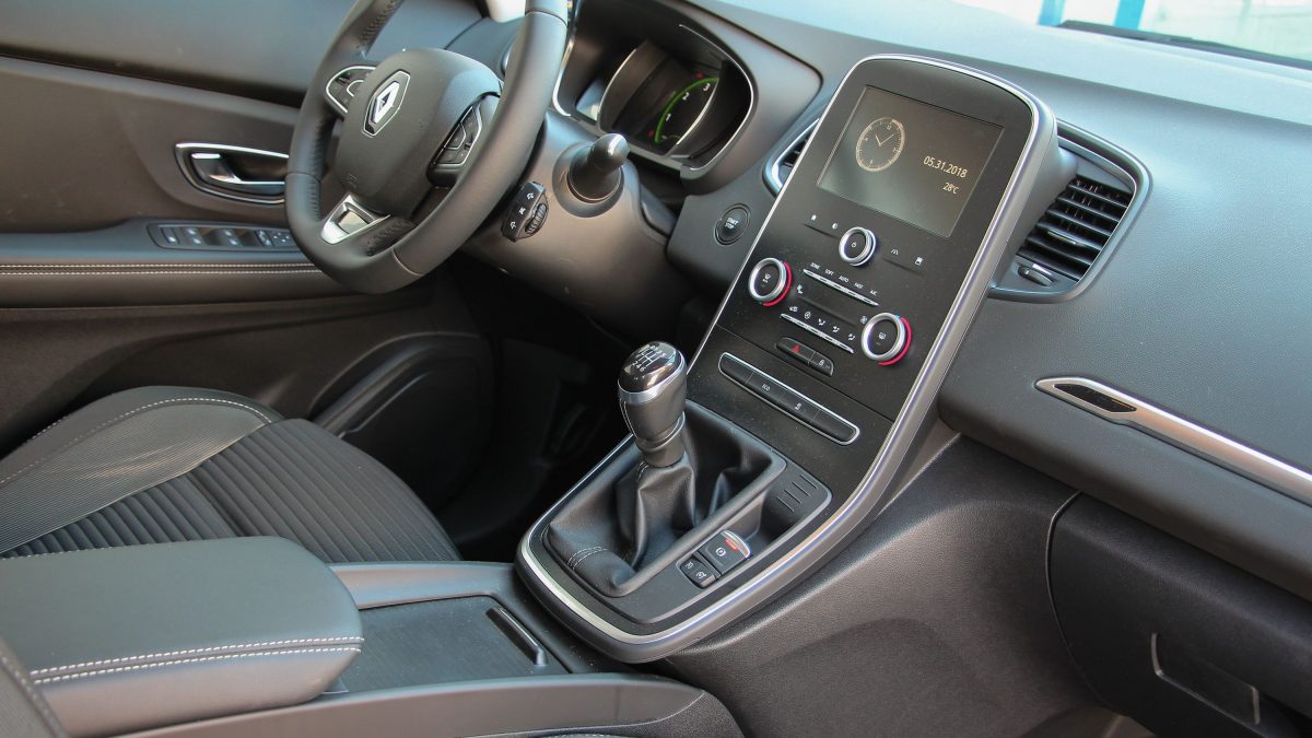 RENAULT SCENIC