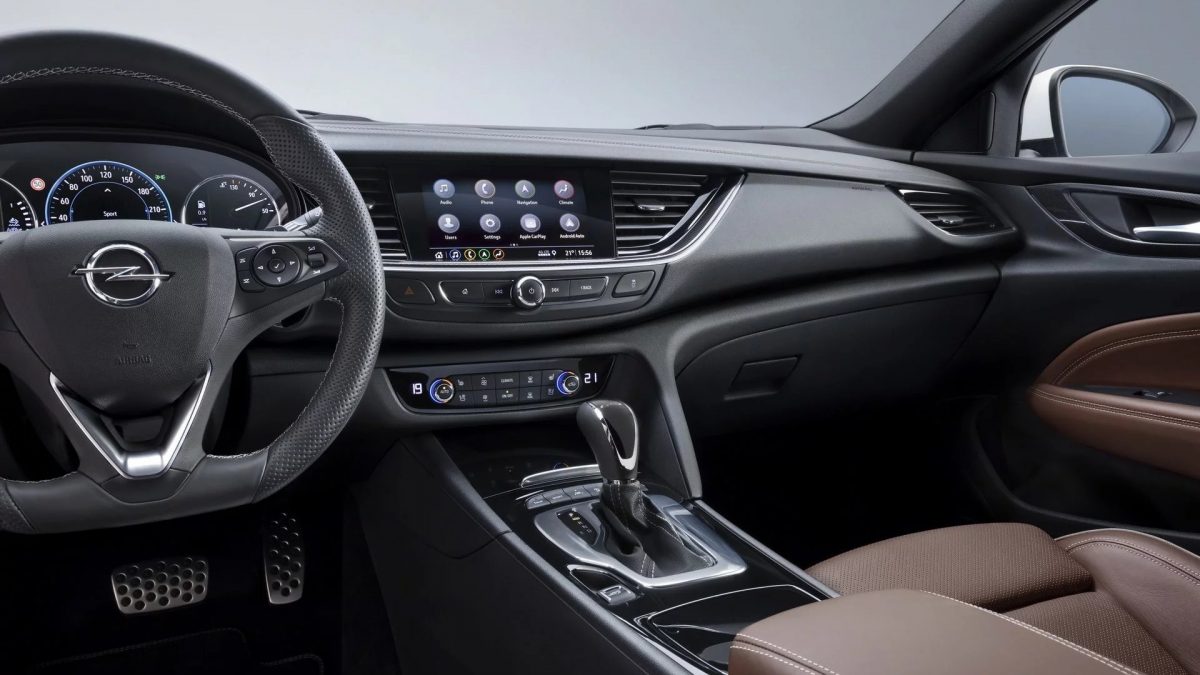 OPEL INSIGNIA
