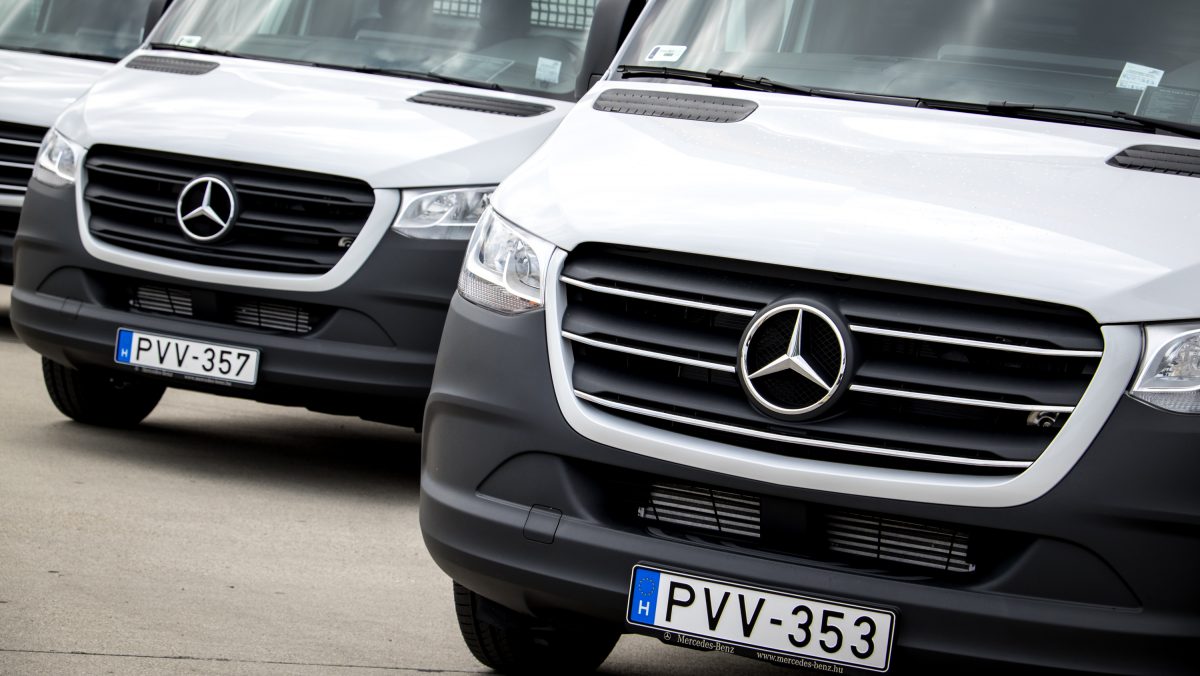 MERCEDES-BENZ SPRINTER