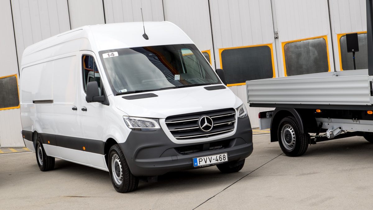 MERCEDES-BENZ SPRINTER