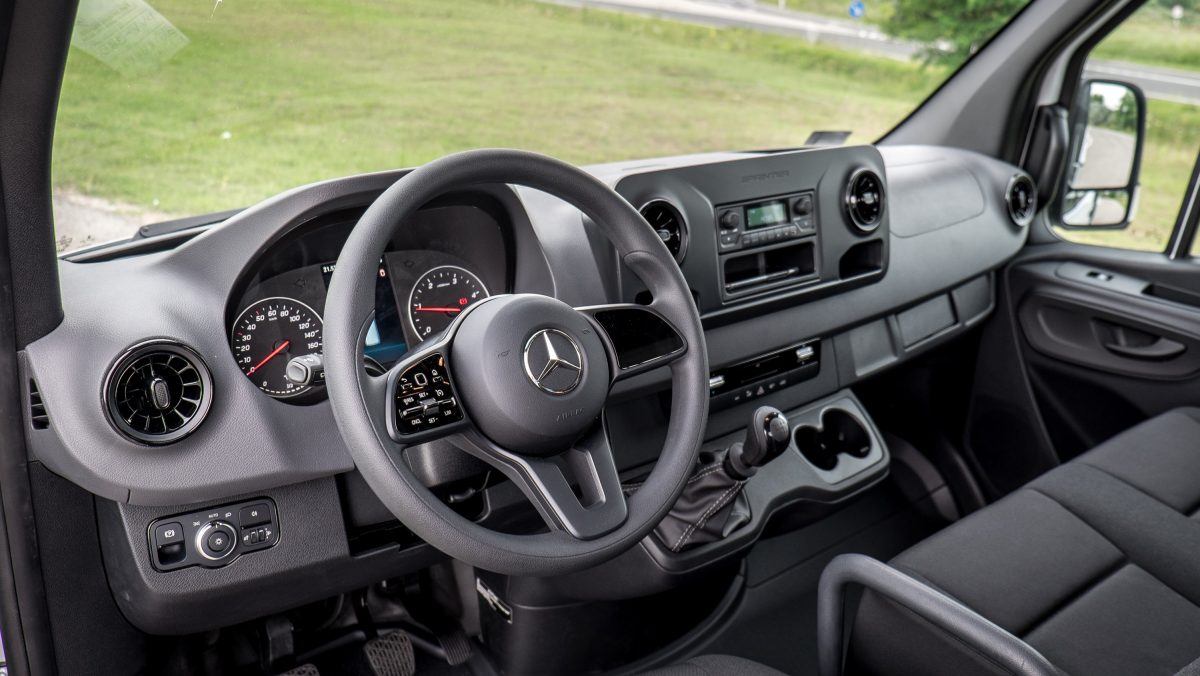 MERCEDES-BENZ SPRINTER