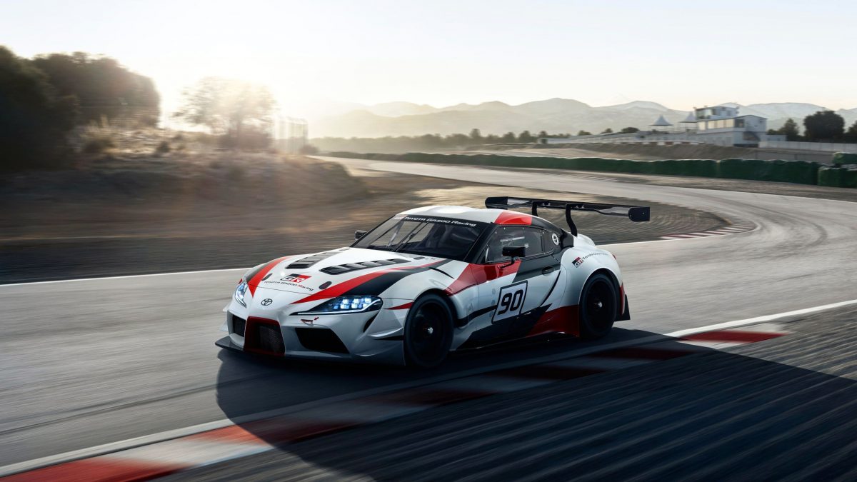 TOYOTA SUPRA