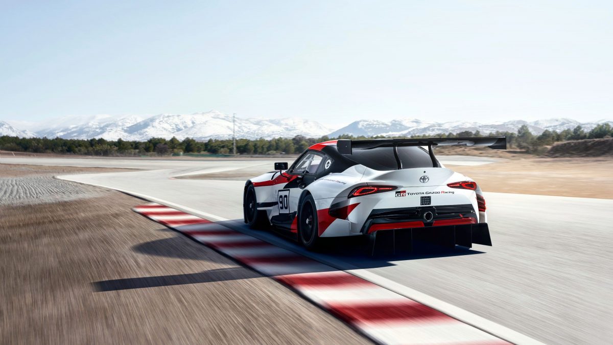 TOYOTA SUPRA