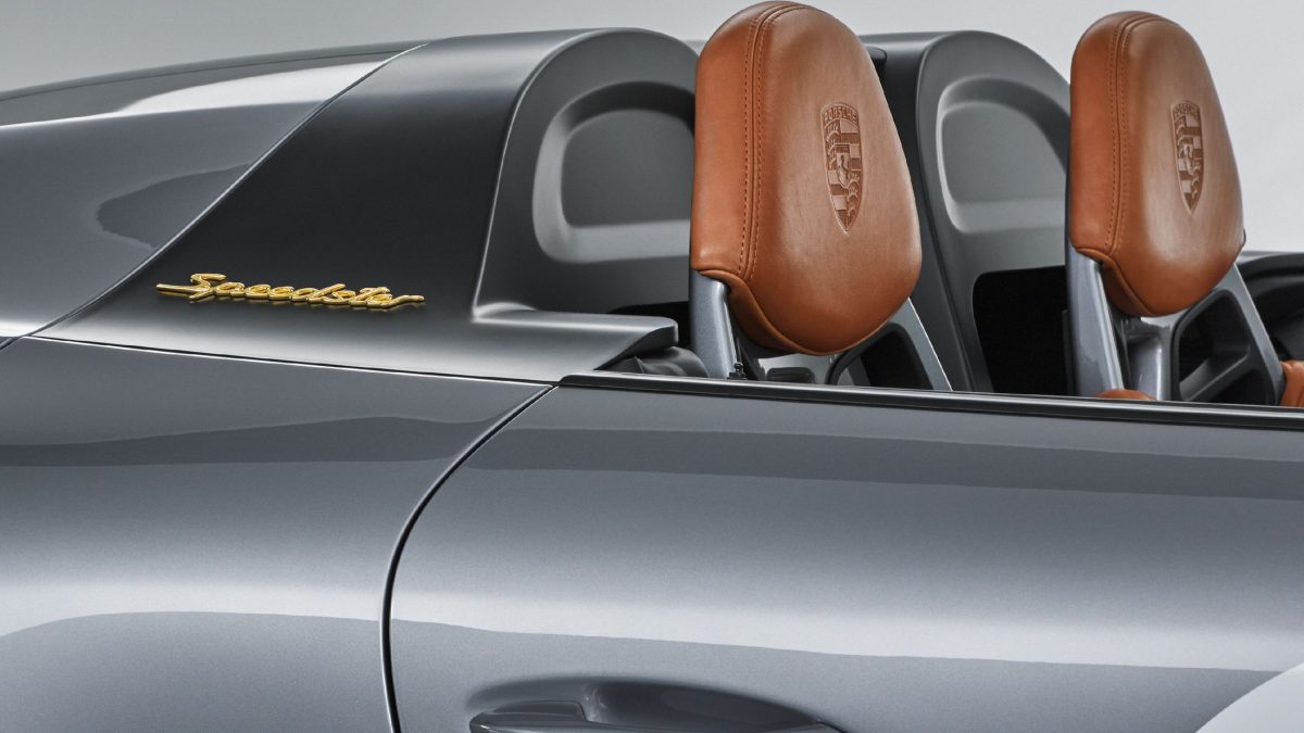 PORSCHE