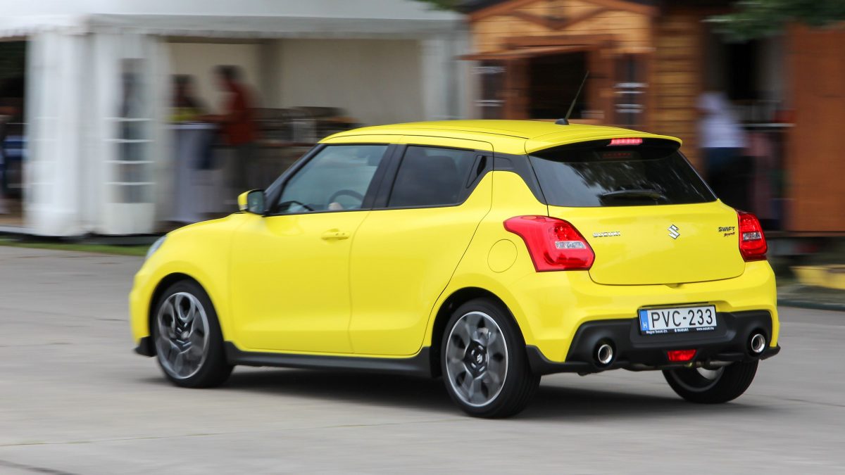 SUZUKI SWIFT