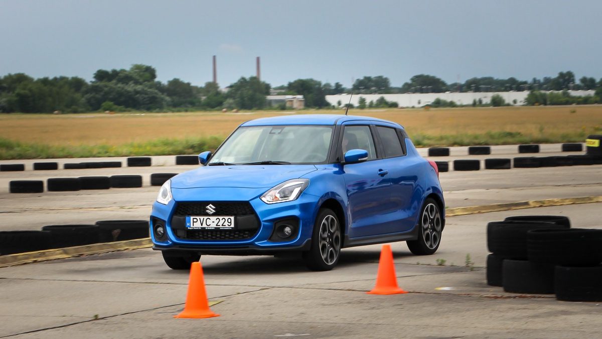 SUZUKI SWIFT