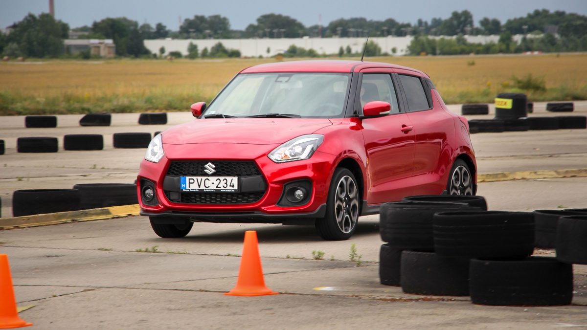 SUZUKI SWIFT