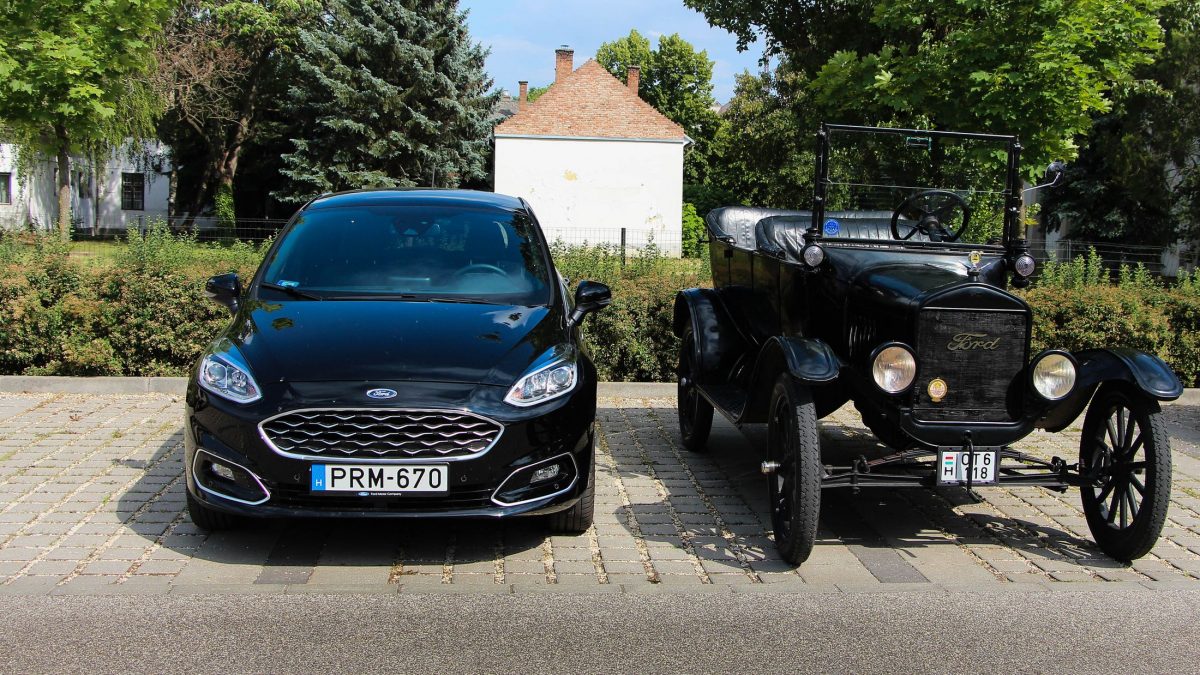 FORD FIESTA