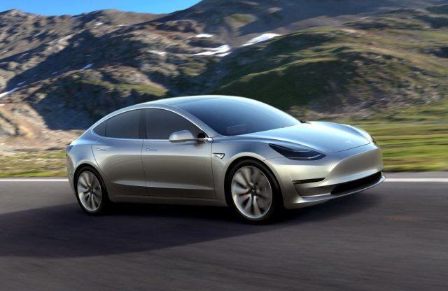 Továbbra is komoly veszteségben a Tesla