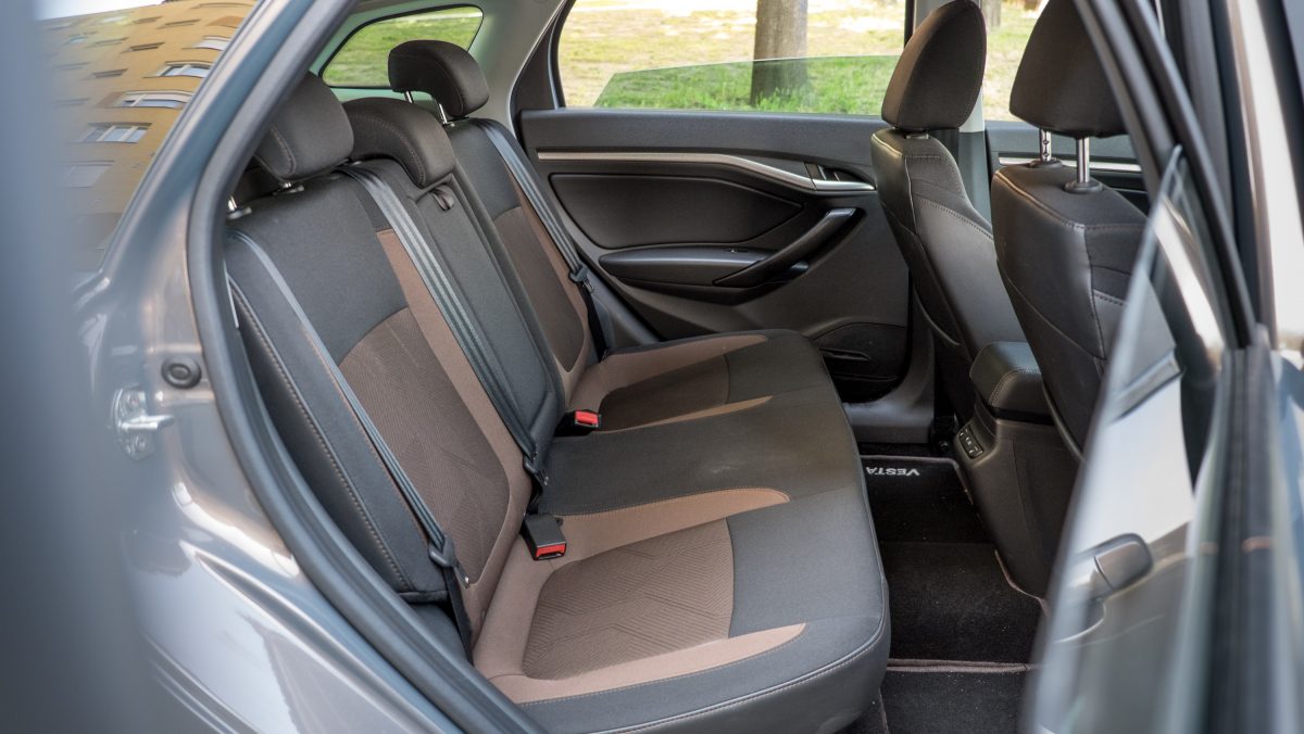 LADA VESTA