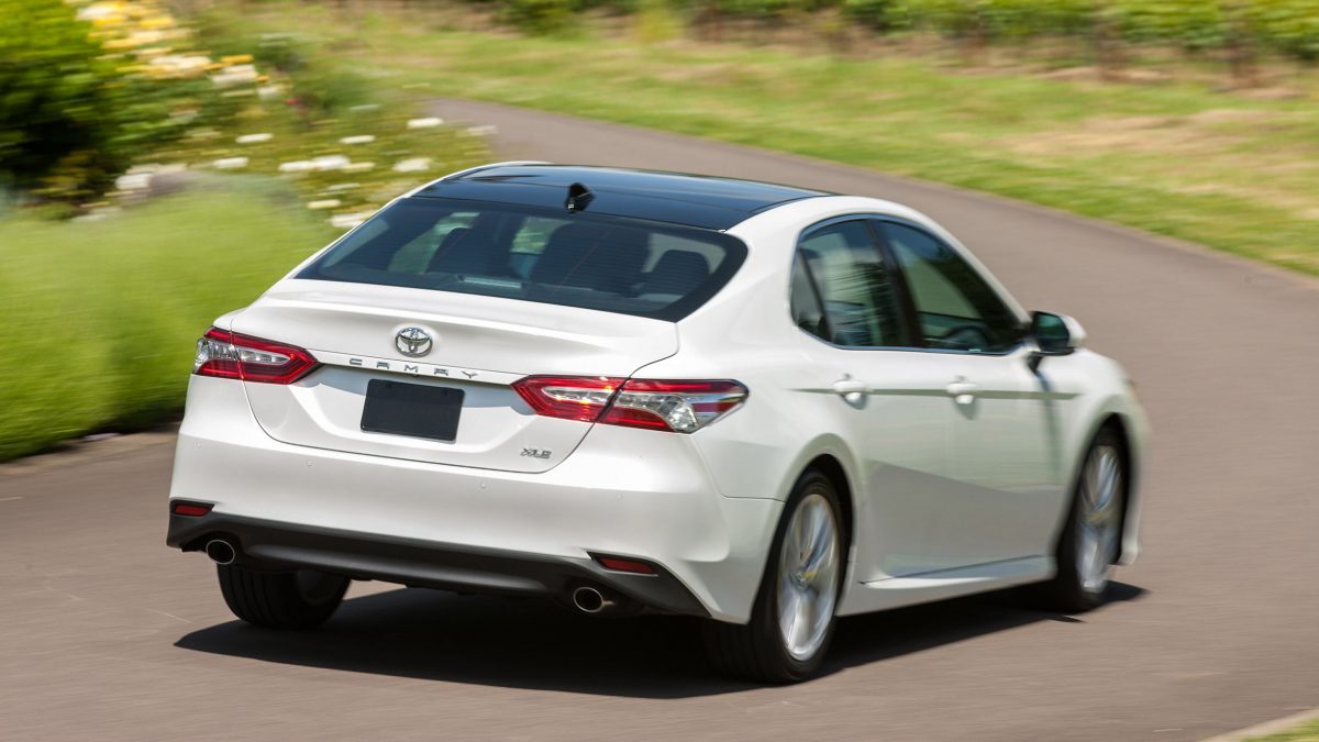 TOYOTA CAMRY