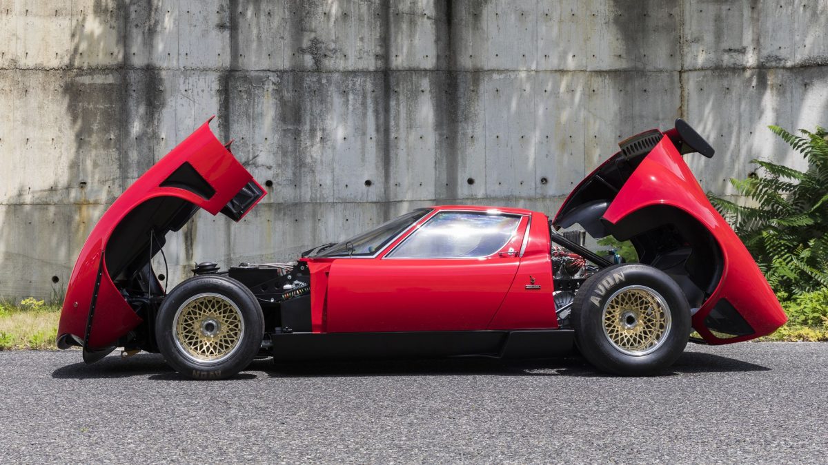 LAMBORGHINI MIURA