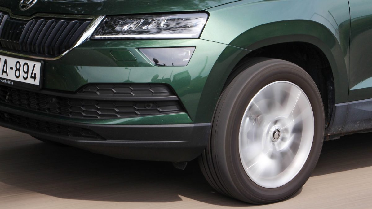 SKODA KAROQ