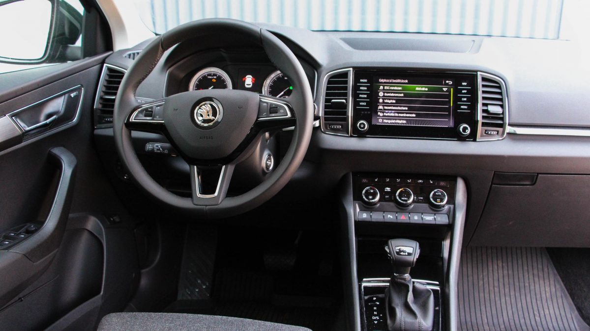 SKODA KAROQ