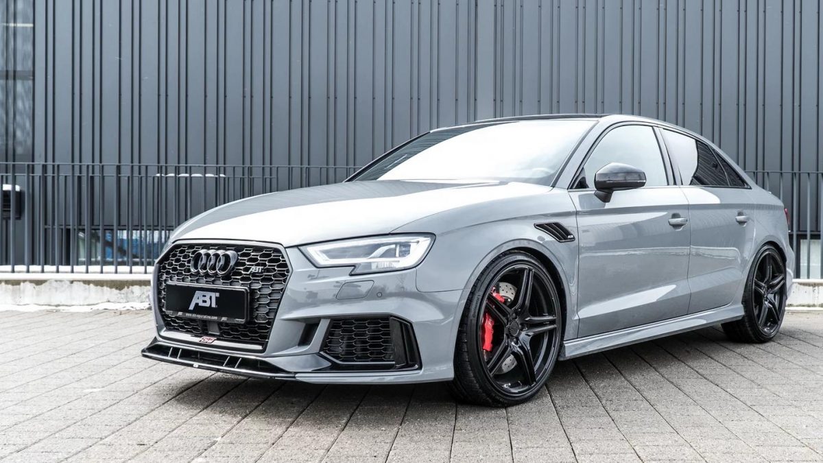 AUDI RS3