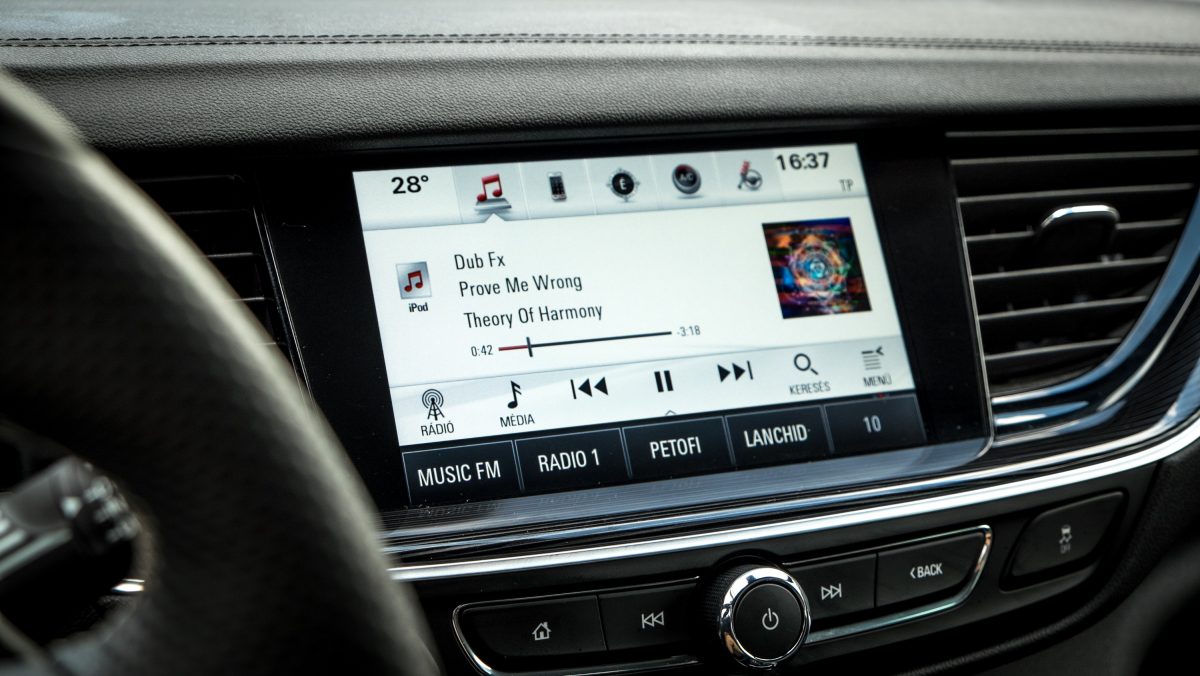 OPEL INSIGNIA