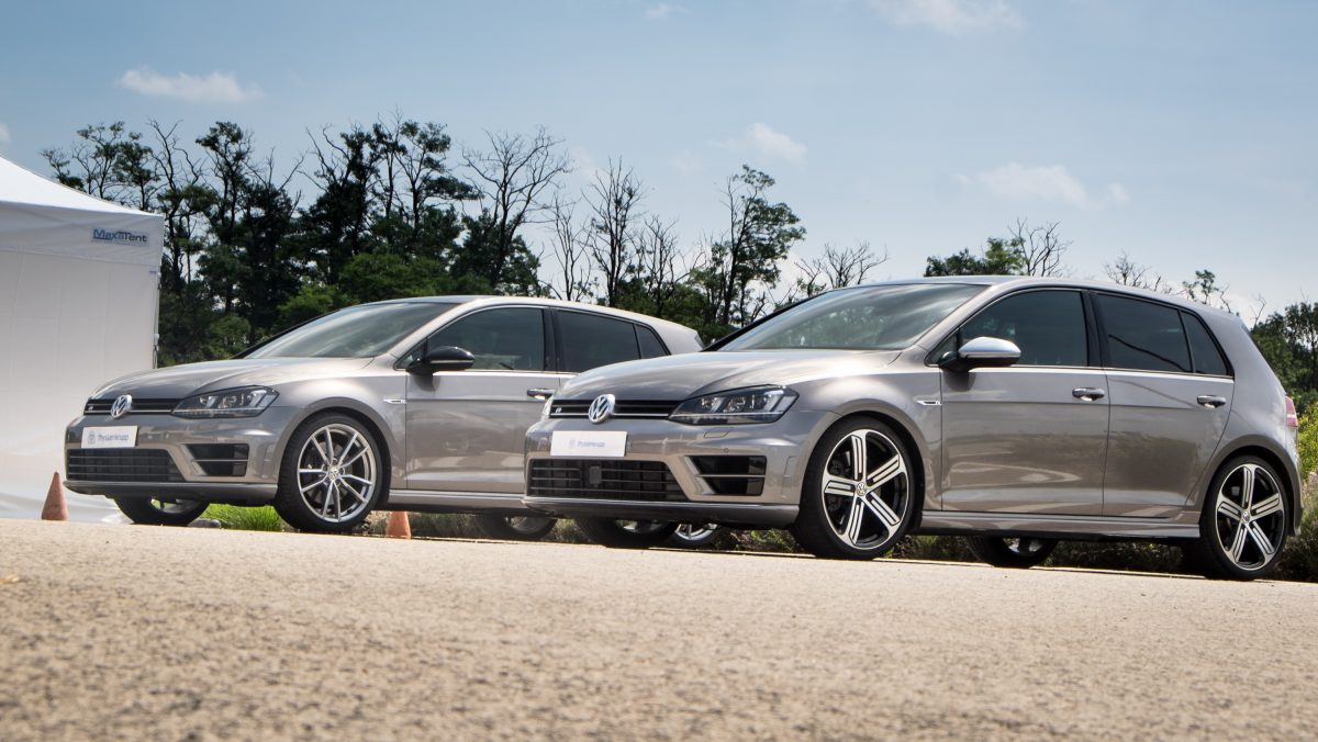 VOLKSWAGEN GOLF