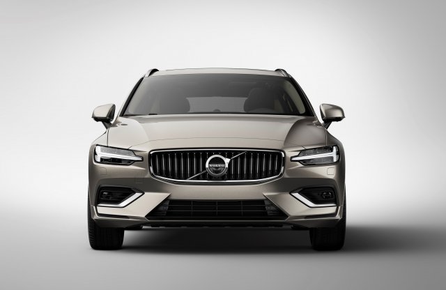 Jön az első Volvo, amiben már nem lesz dízelmotor