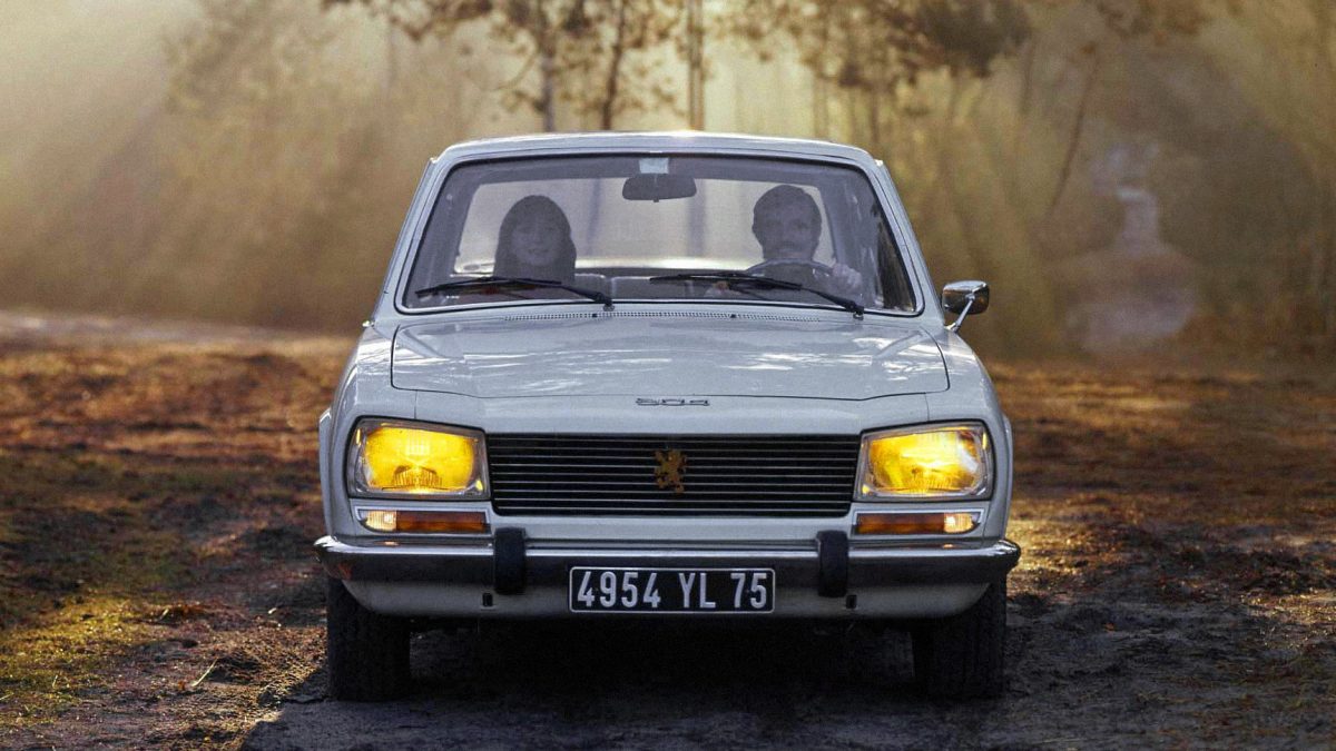 PEUGEOT 504