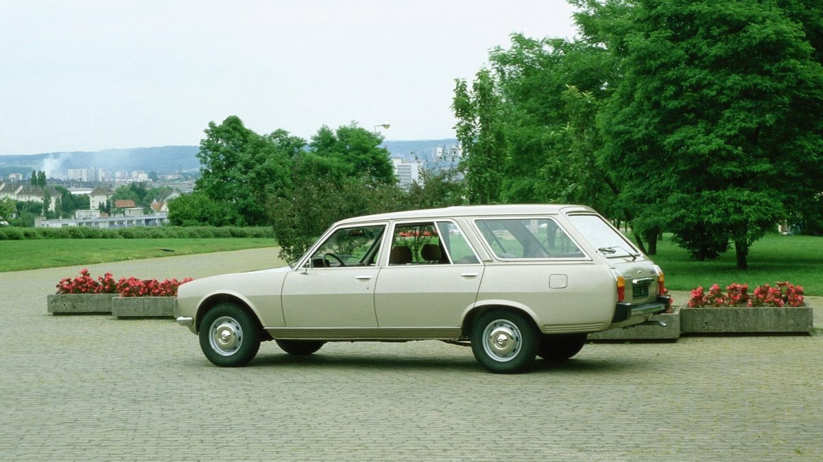 PEUGEOT 504