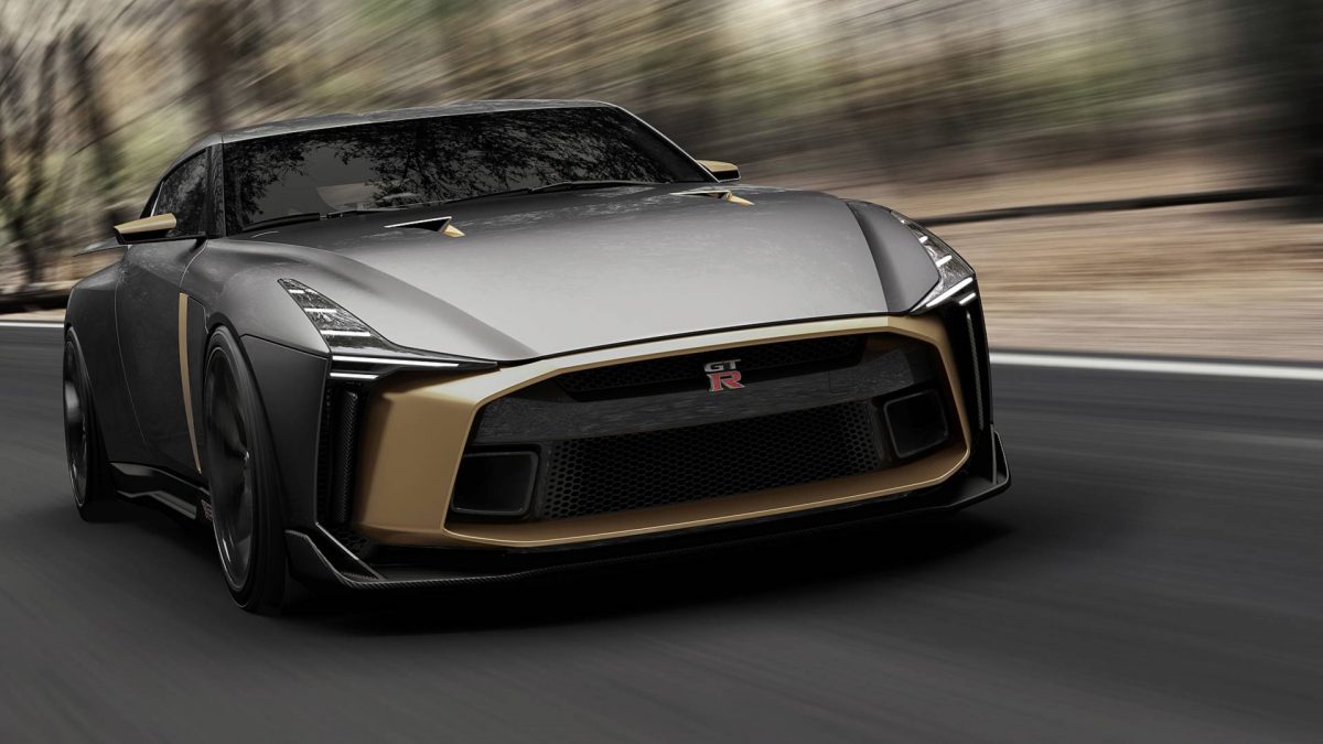 NISSAN GT-R