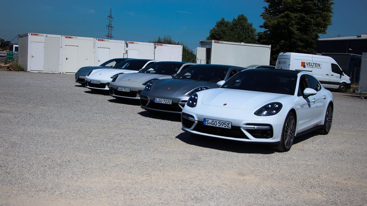 PORSCHE