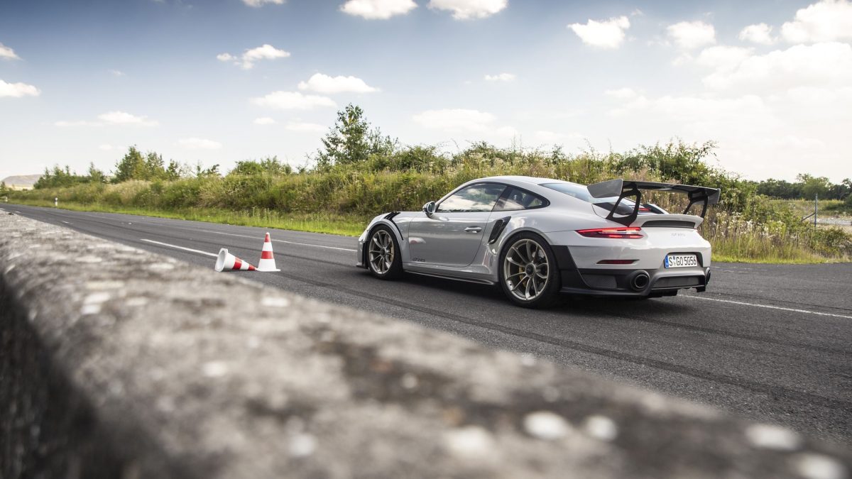 PORSCHE