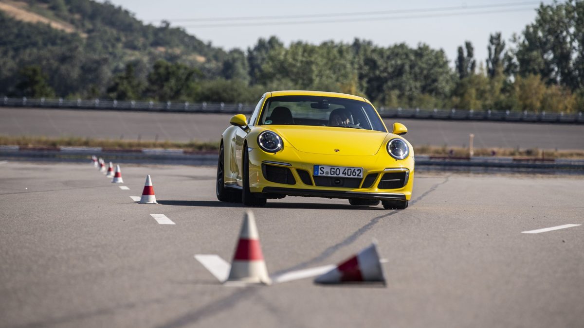 PORSCHE