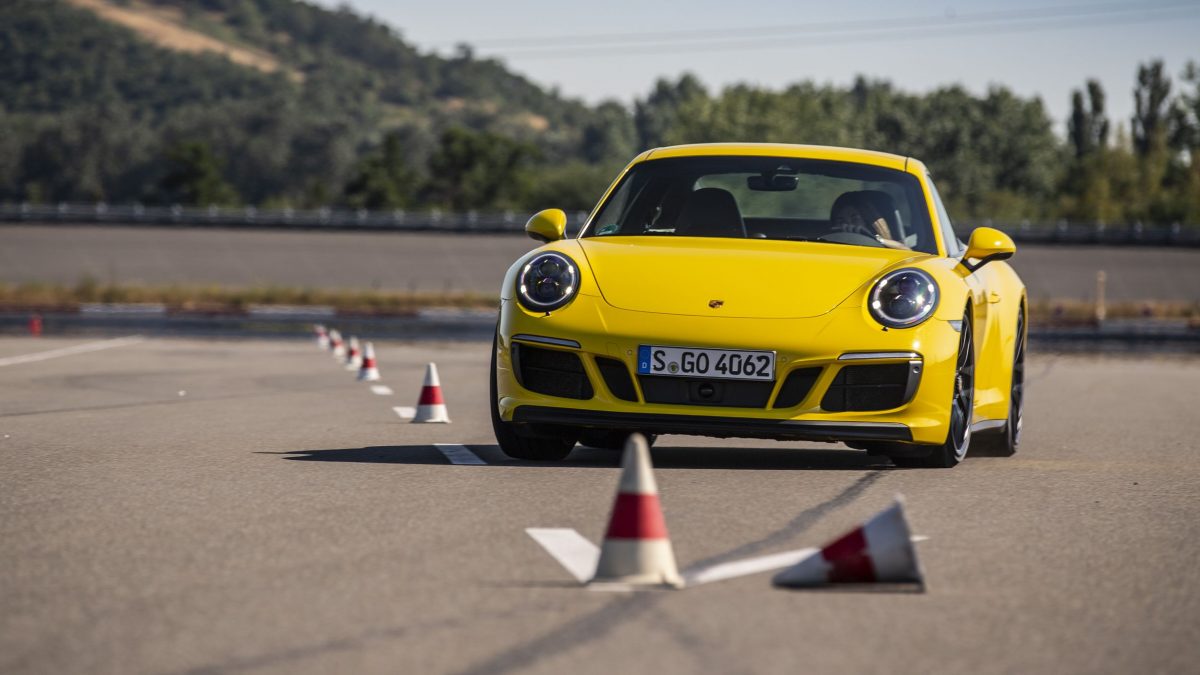 PORSCHE