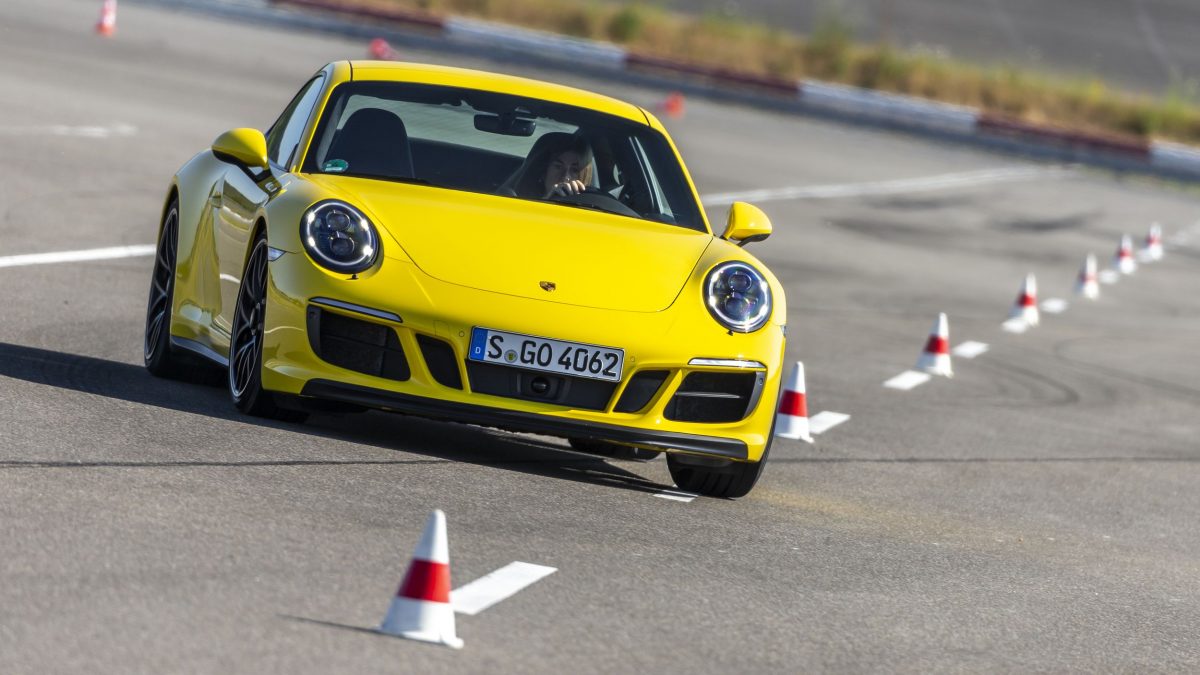 PORSCHE