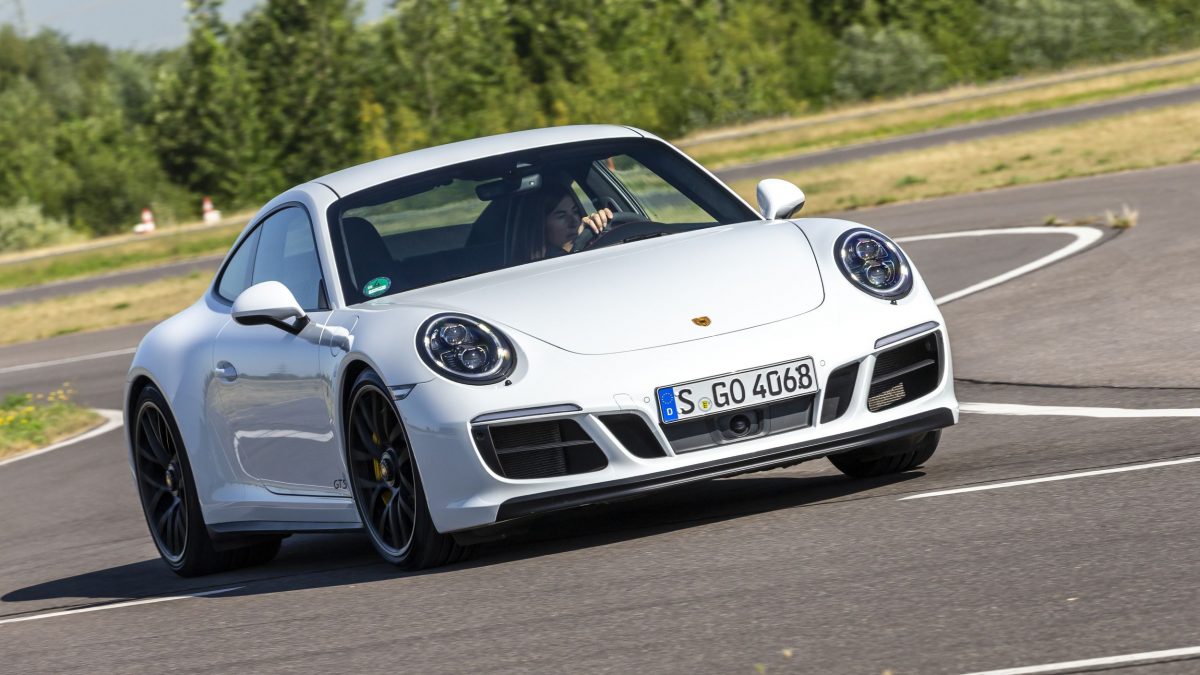PORSCHE